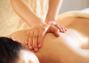 180分 セラピストおまかせコース(薬草足湯10分込)